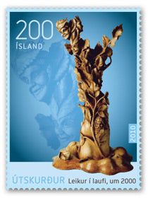 533C - Icelandic Craftmanship II - Carving in bone and wood - Play in leaves